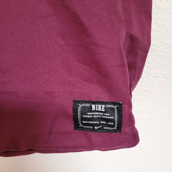Nike Maroon Nylon Tote Bag with coin purse - Picture 2 of 6